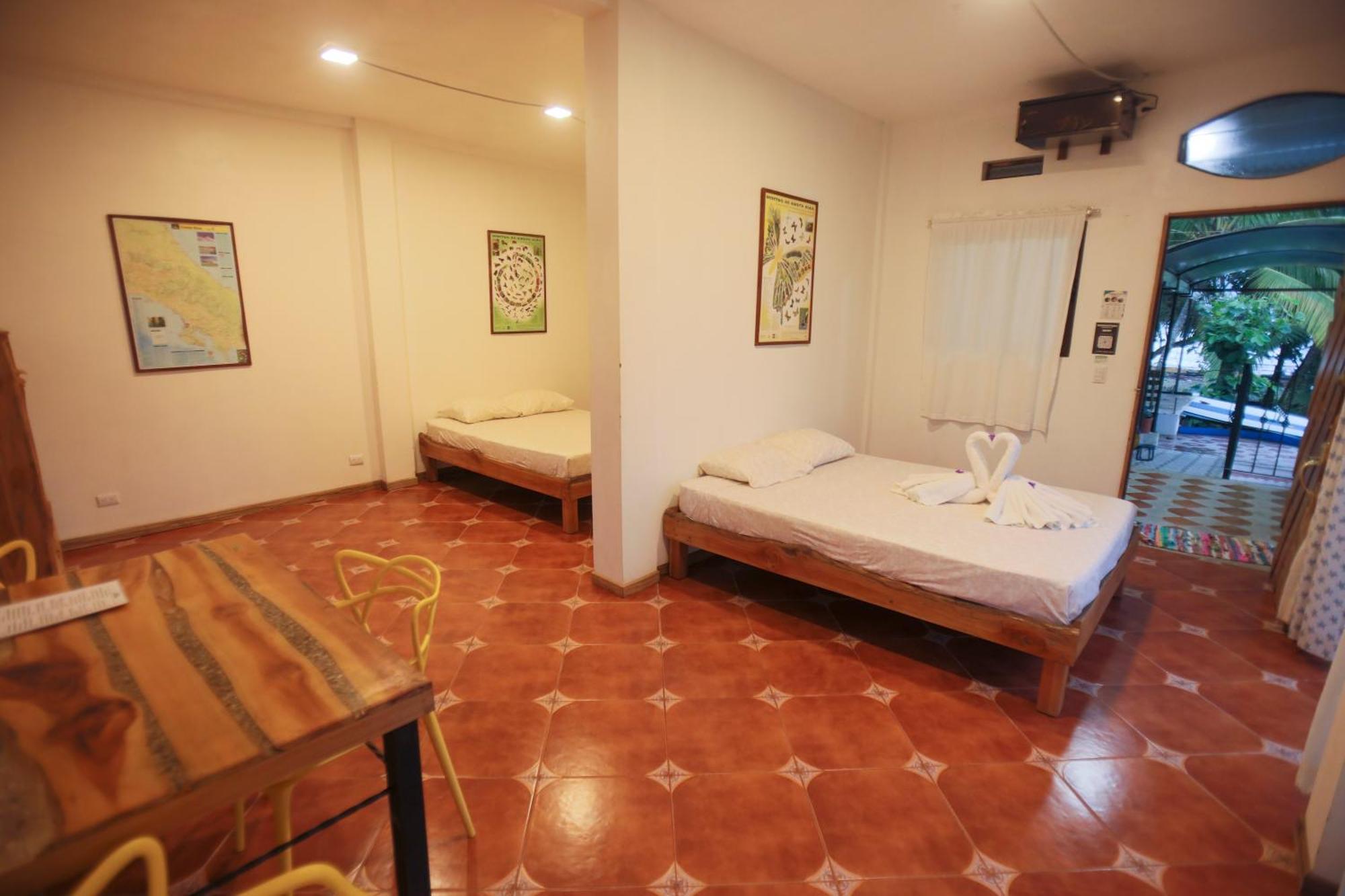 Hotel Pura Natura Beachfront ตอร์ตูเกโร ภายนอก รูปภาพ